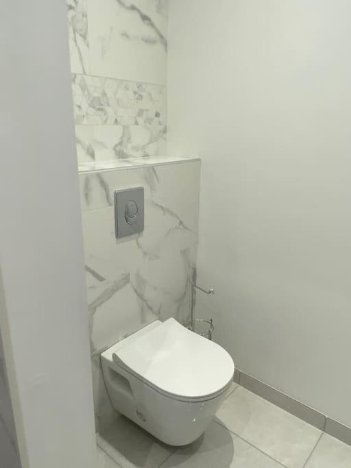 Maison Avec Jacuzzi - Louvres Proche Roissy Cdg - Paris Exteriör bild